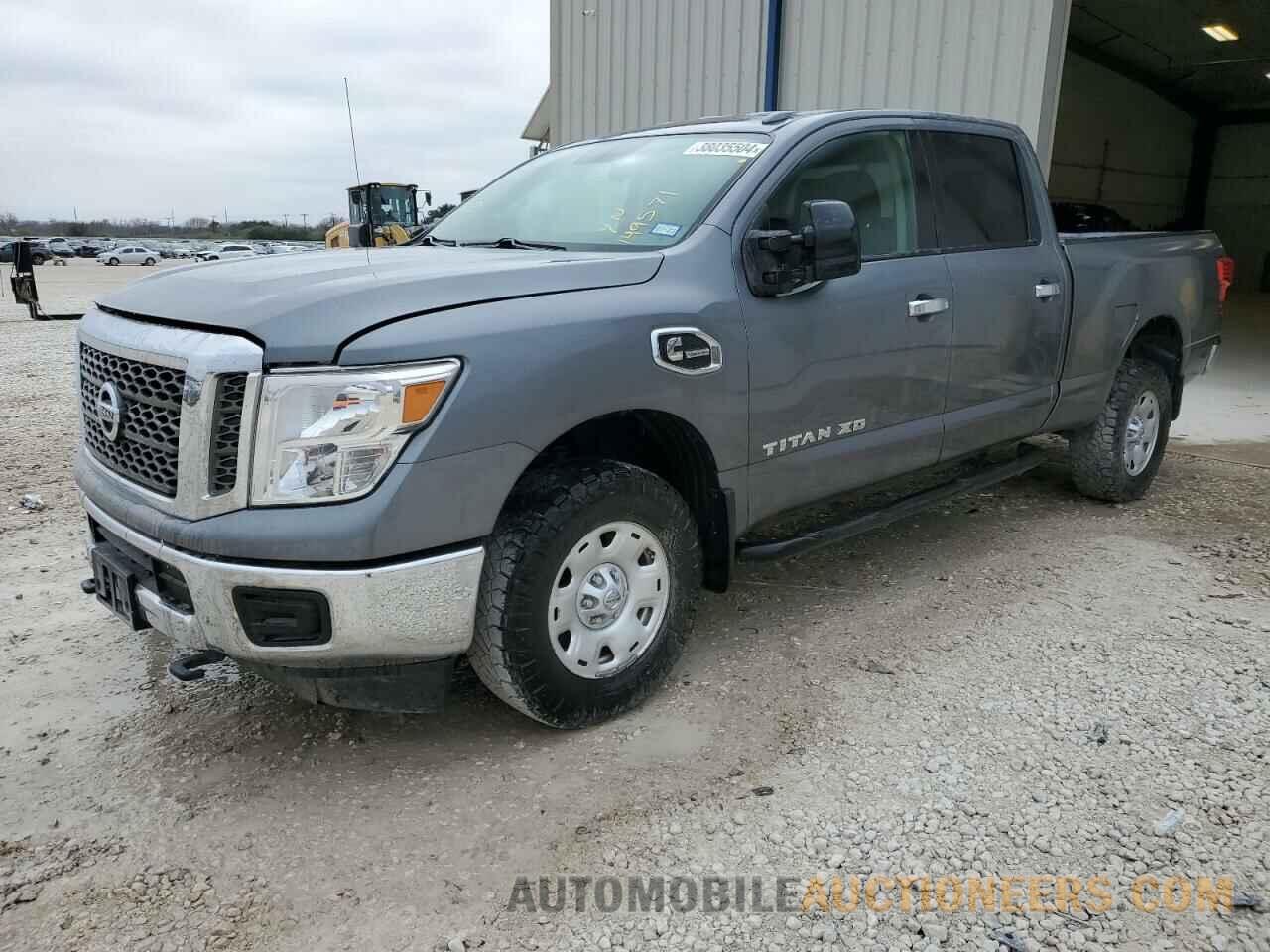 1N6BA1F3XJN516817 NISSAN TITAN 2018