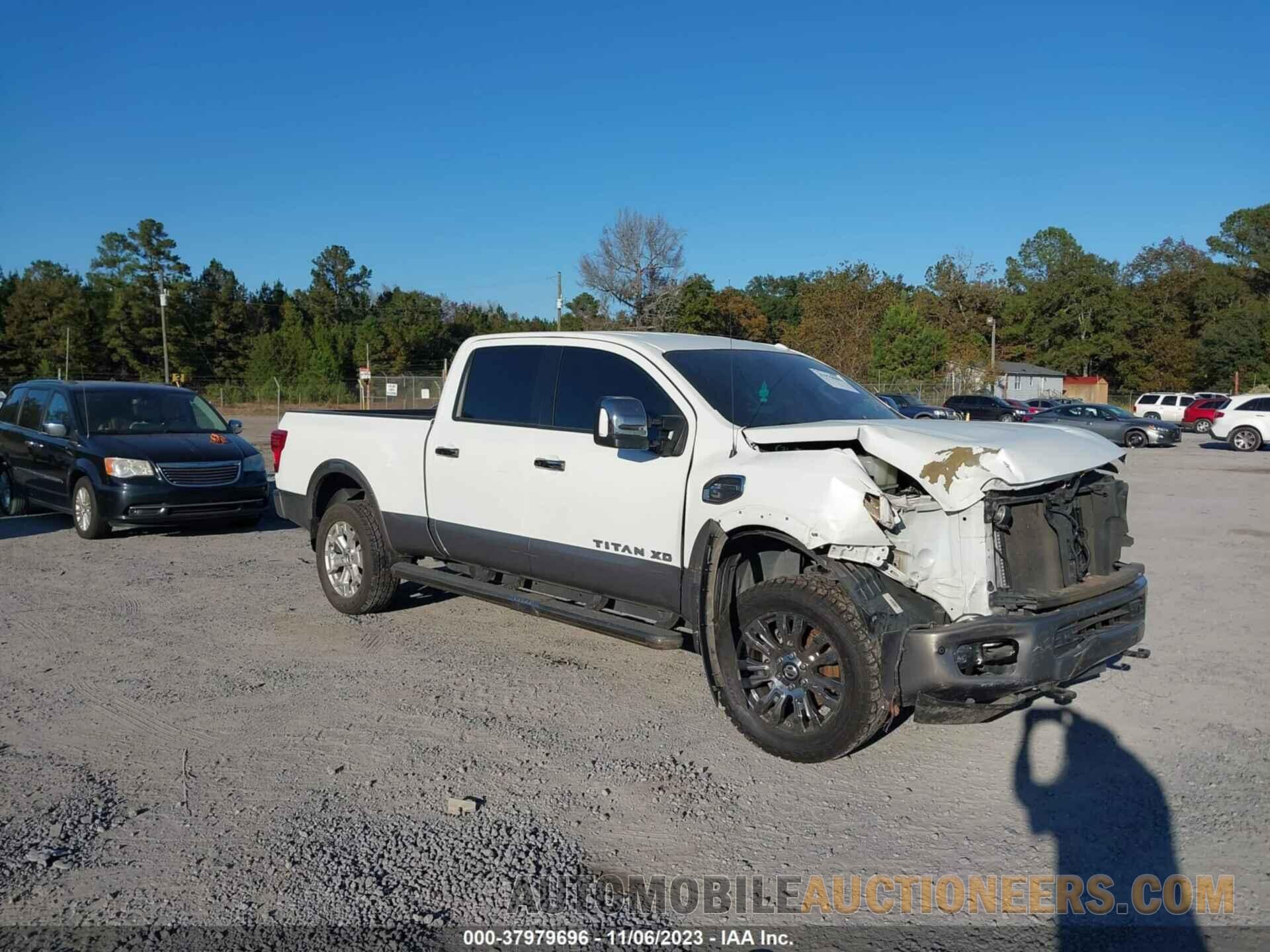 1N6BA1F40JN520965 NISSAN TITAN XD 2018