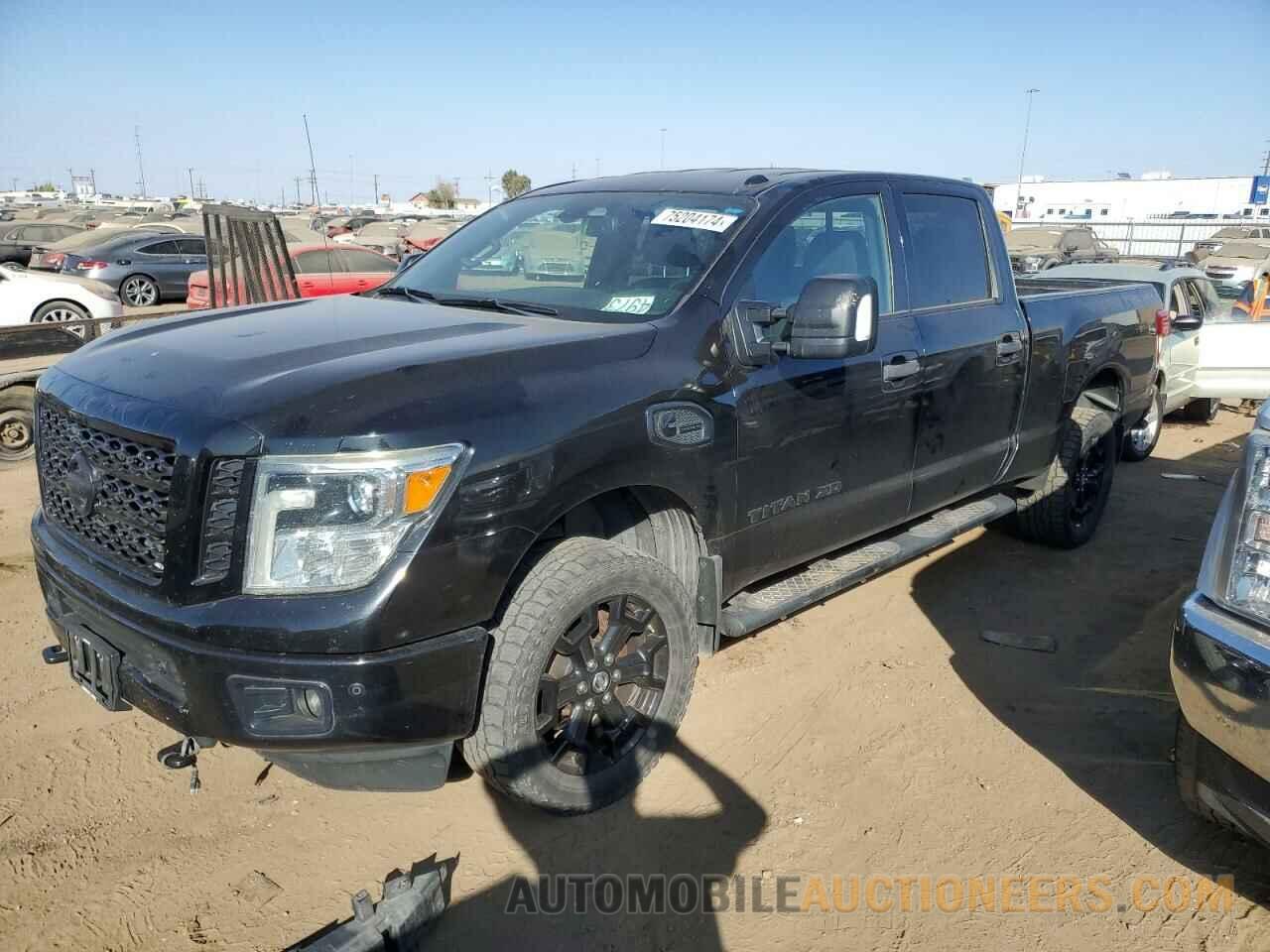 1N6BA1F40JN542870 NISSAN TITAN 2018