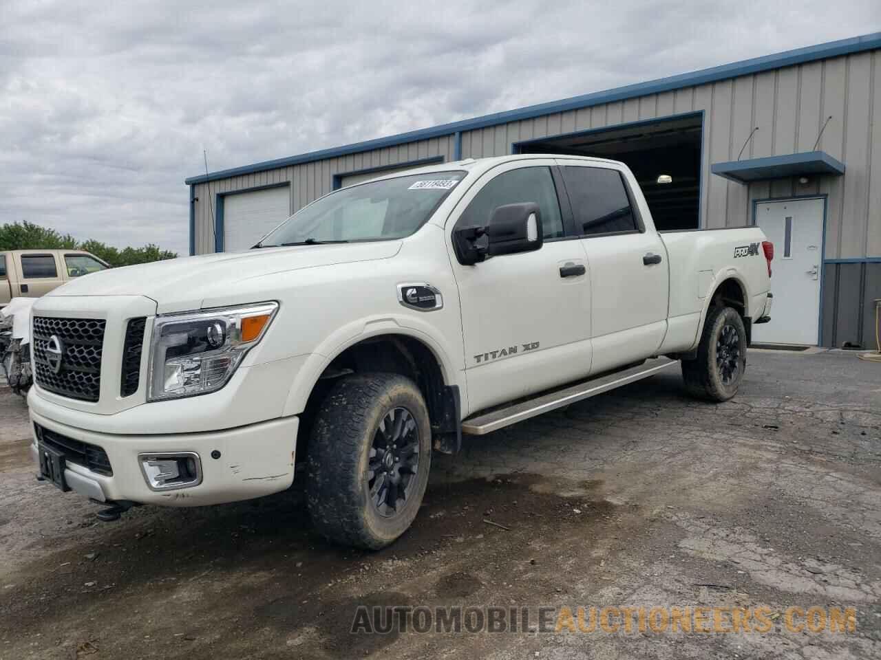 1N6BA1F41JN539590 NISSAN TITAN 2018