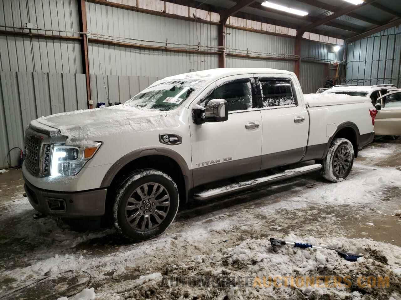 1N6BA1F44HN552277 NISSAN TITAN 2017