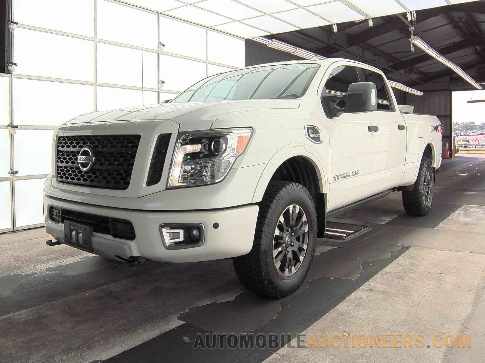 1N6BA1F45HN556743 Nissan TITAN XD 2017