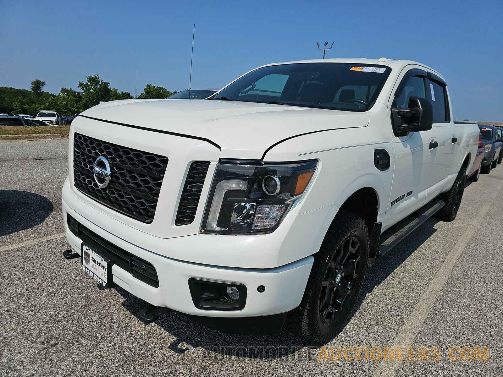 1N6BA1F45JN520556 Nissan TITAN XD 2018