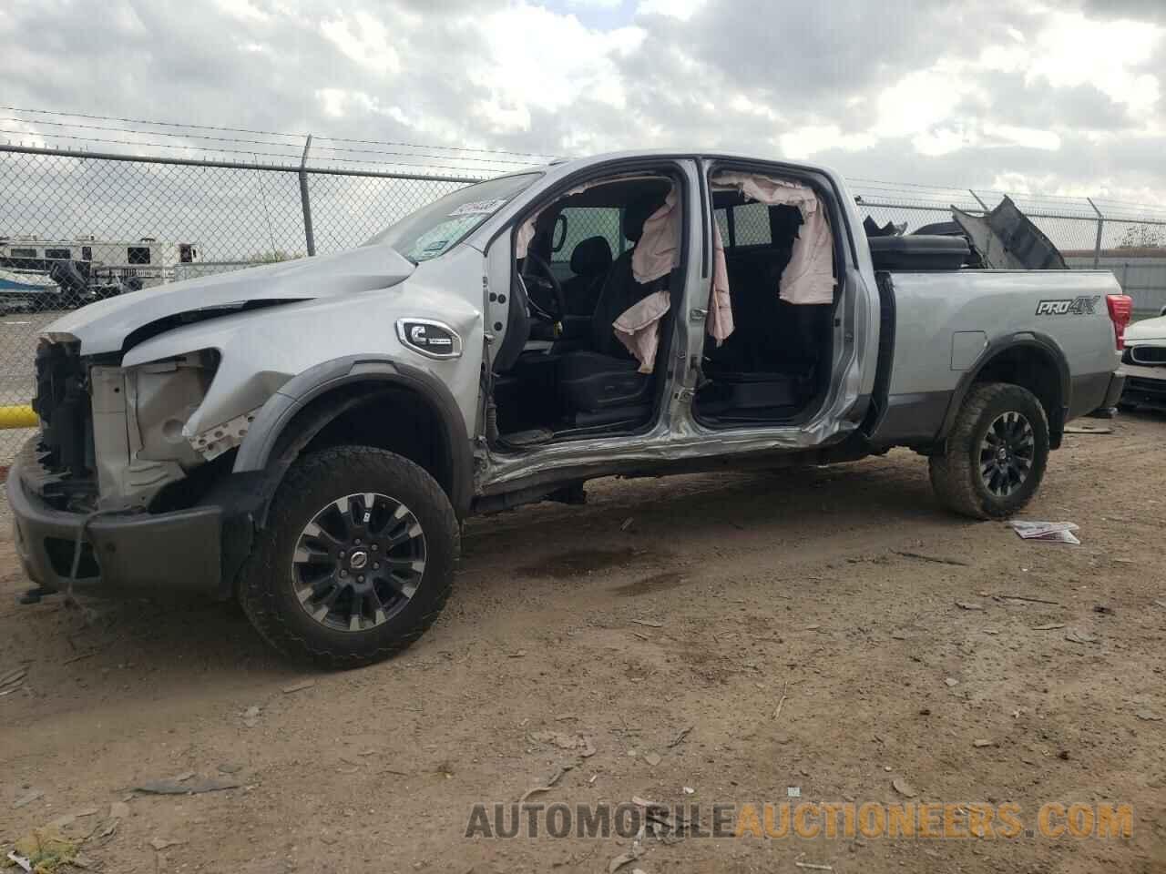 1N6BA1F45JN524932 NISSAN TITAN 2018