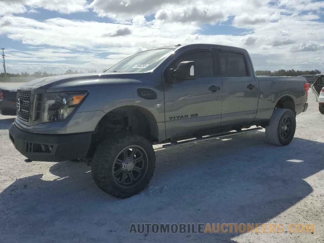 1N6BA1F46JN515818 NISSAN TITAN 2018