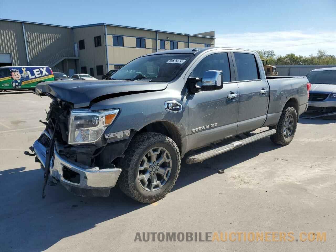 1N6BA1F48JN523662 NISSAN TITAN 2018