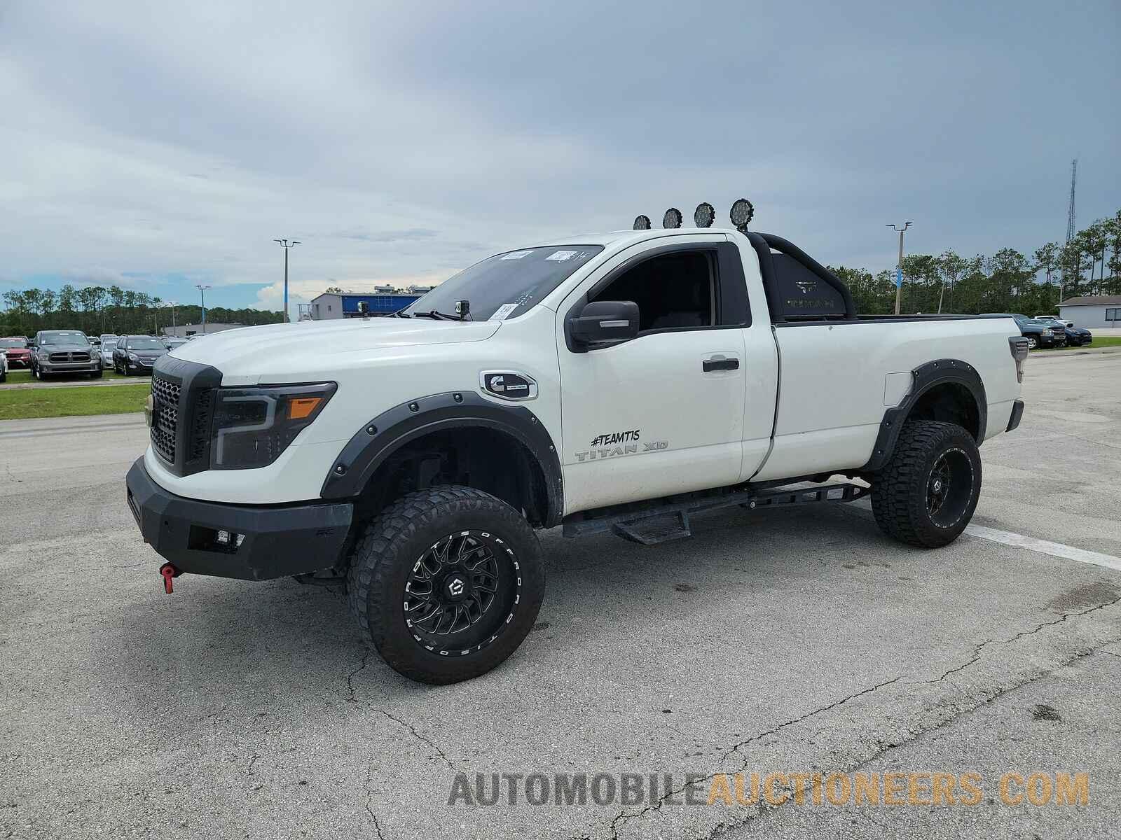 1N6BA1RP2HN557614 Nissan TITAN XD 2017