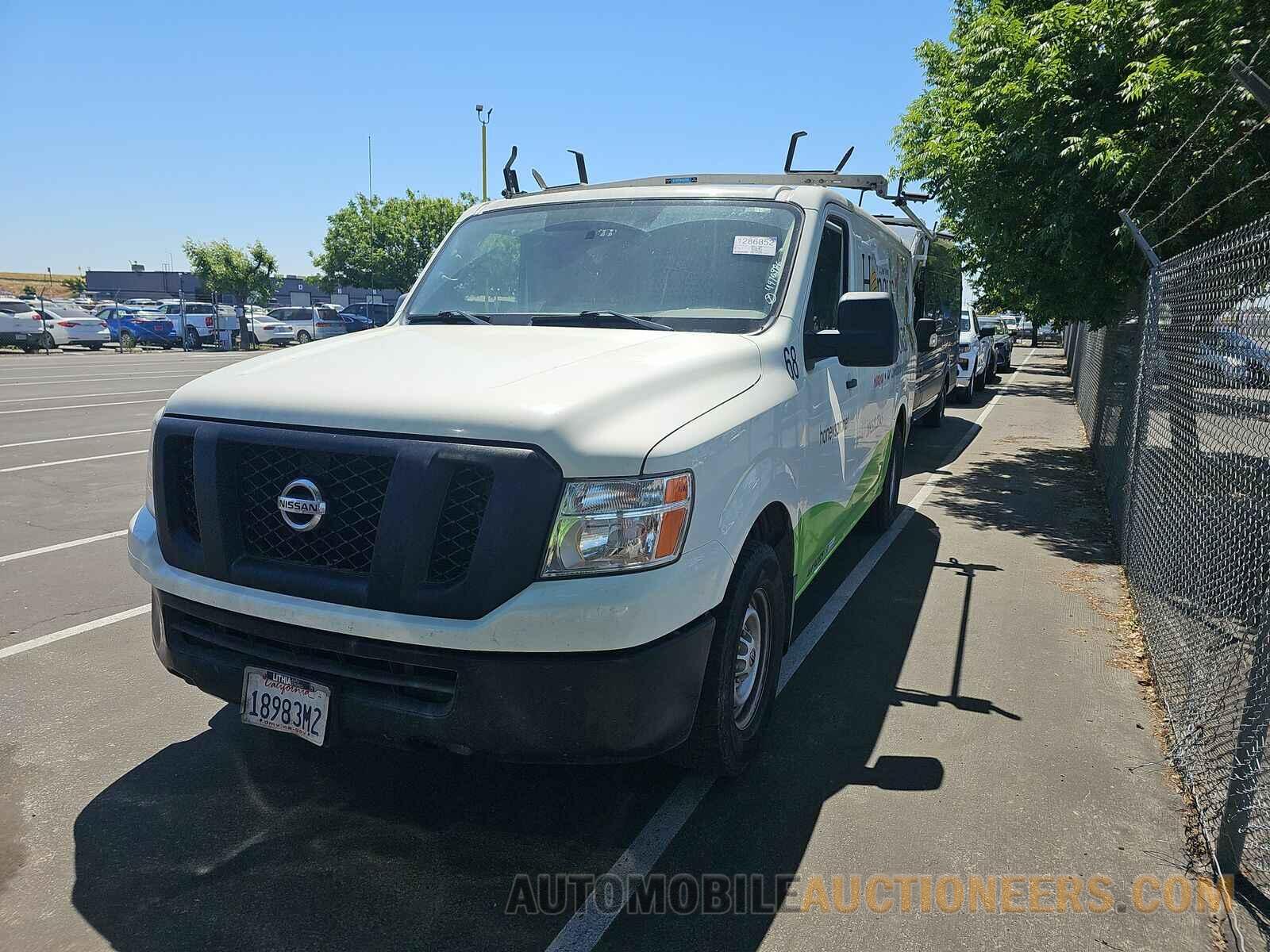 1N6BF0KM1JN812173 Nissan NV15 2018