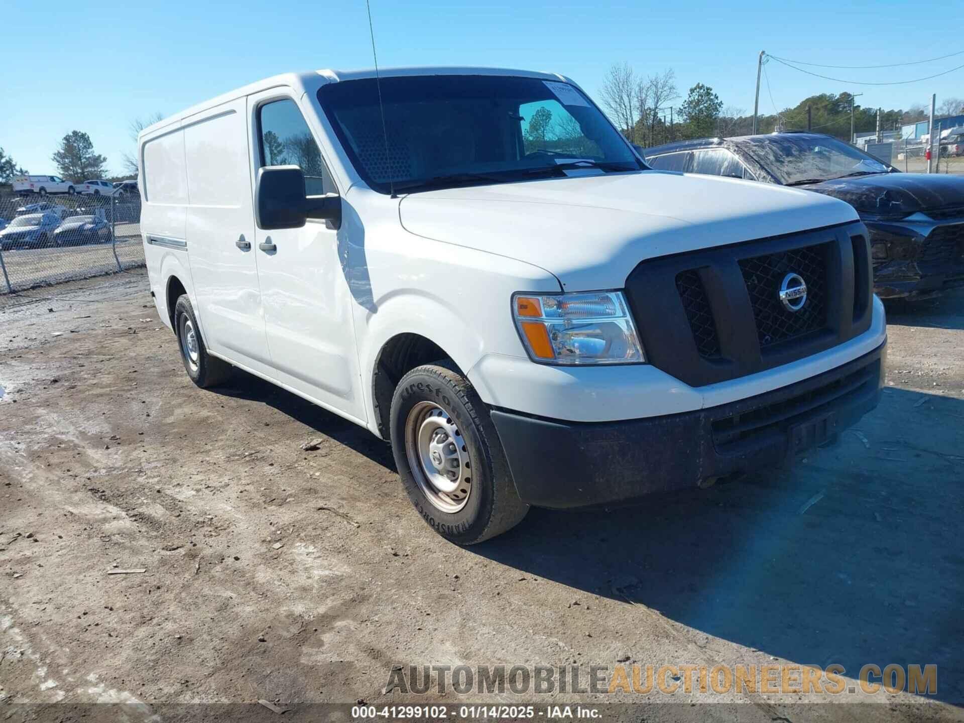 1N6BF0KM3JN812174 NISSAN NV CARGO NV1500 2018