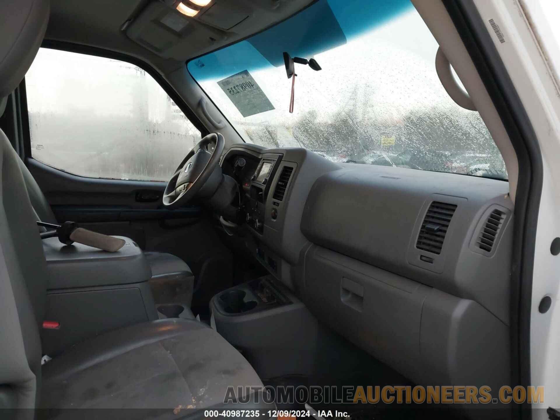 1N6BF0KY4JN801753 NISSAN NV CARGO NV2500 HD 2018