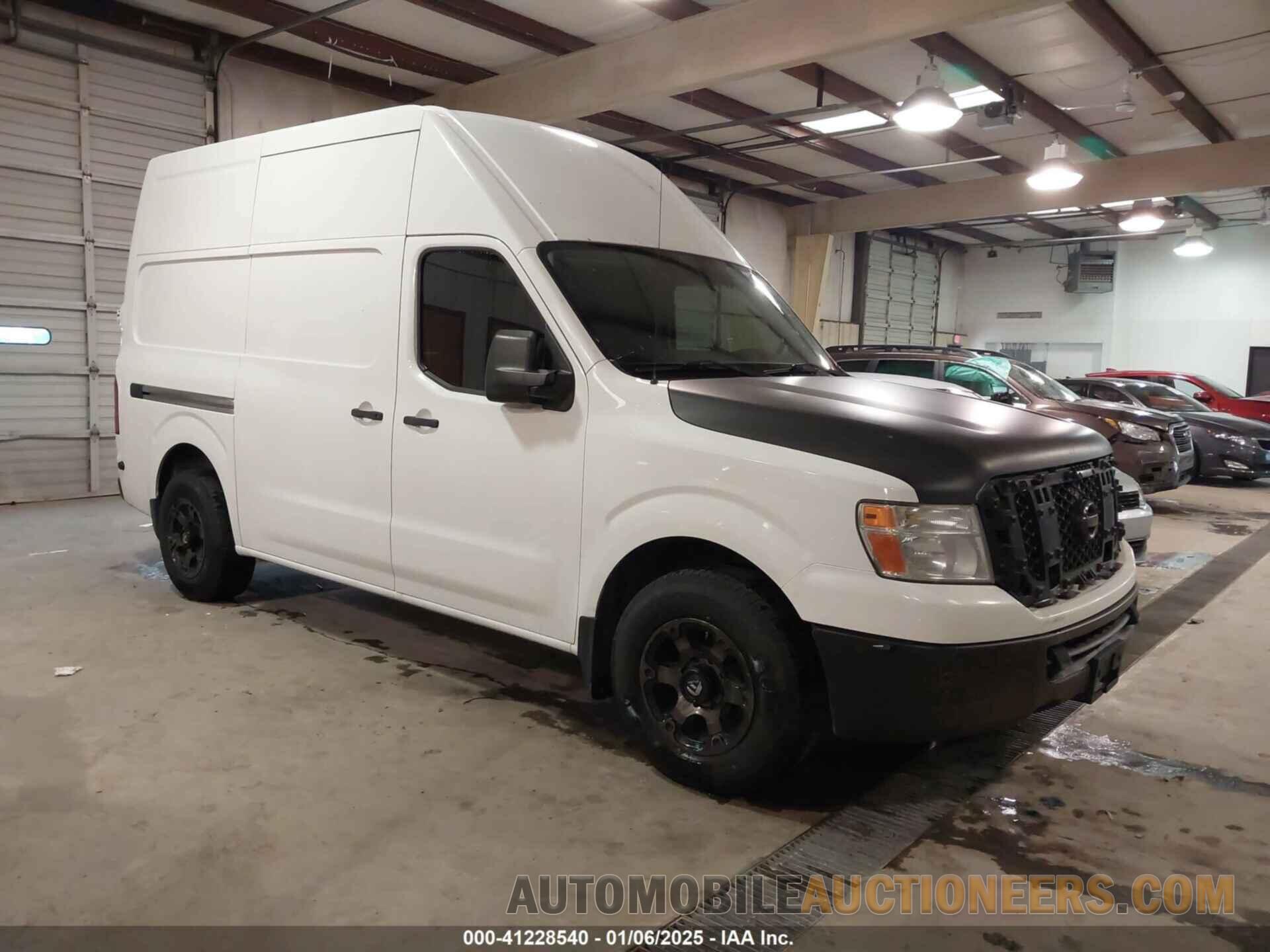 1N6BF0LY9HN807363 NISSAN NV CARGO NV2500 HD 2017