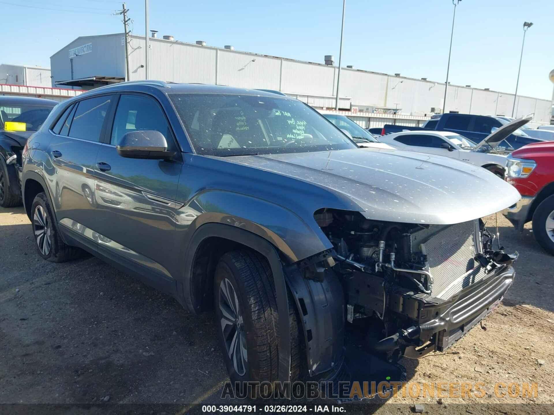 1V2DE2CA0RC225581 VOLKSWAGEN ATLAS CROSS SPORT 2024