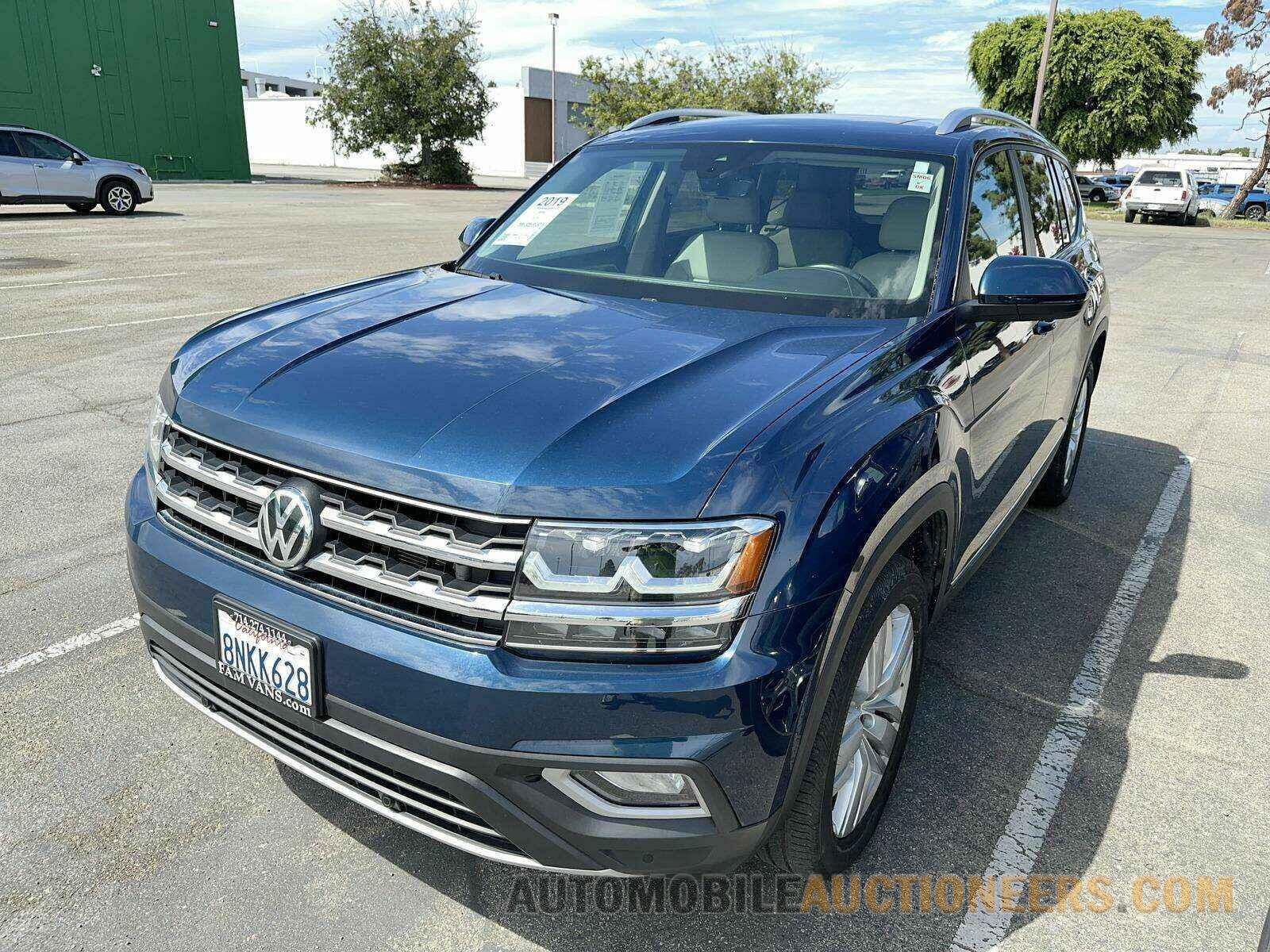 1V2ER2CA4KC598329 Volkswagen Atlas 2019