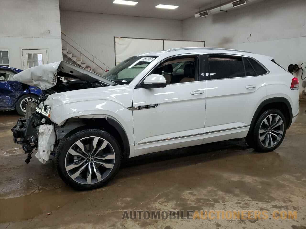 1V2FE2CA6NC214619 VOLKSWAGEN ATLAS 2022