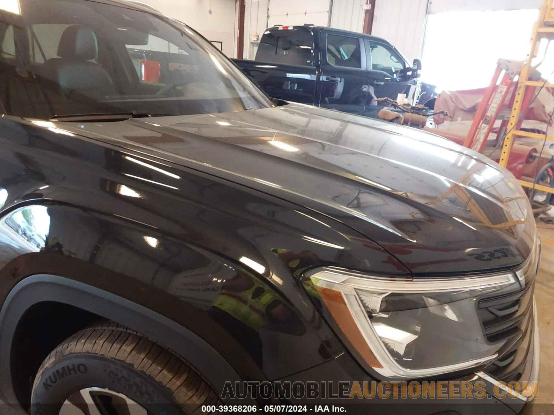 1V2LE2CA5RC242615 VOLKSWAGEN ATLAS CROSS SPORT 2024