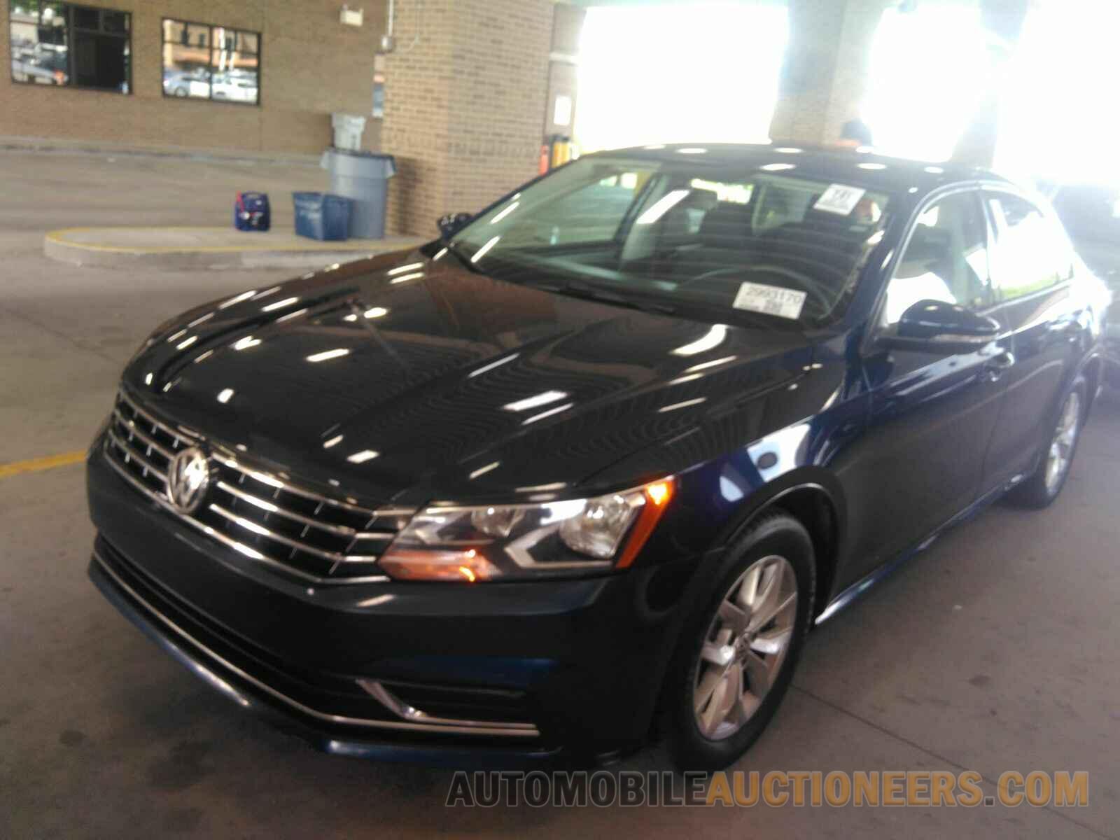 1VWAA7A32JC011047 Volkswagen Passat 2018