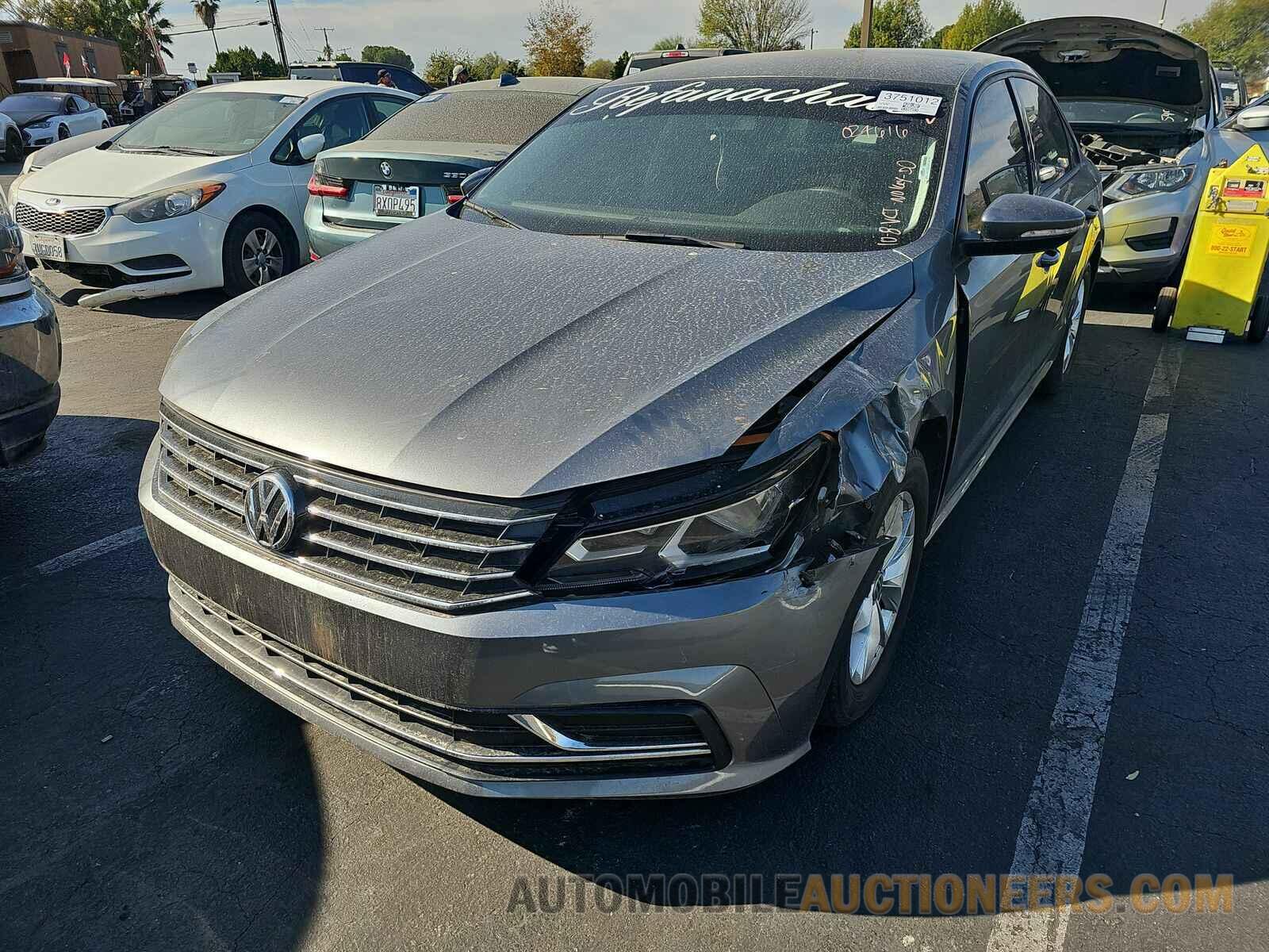 1VWAA7A33JC024616 Volkswagen Passat 2018