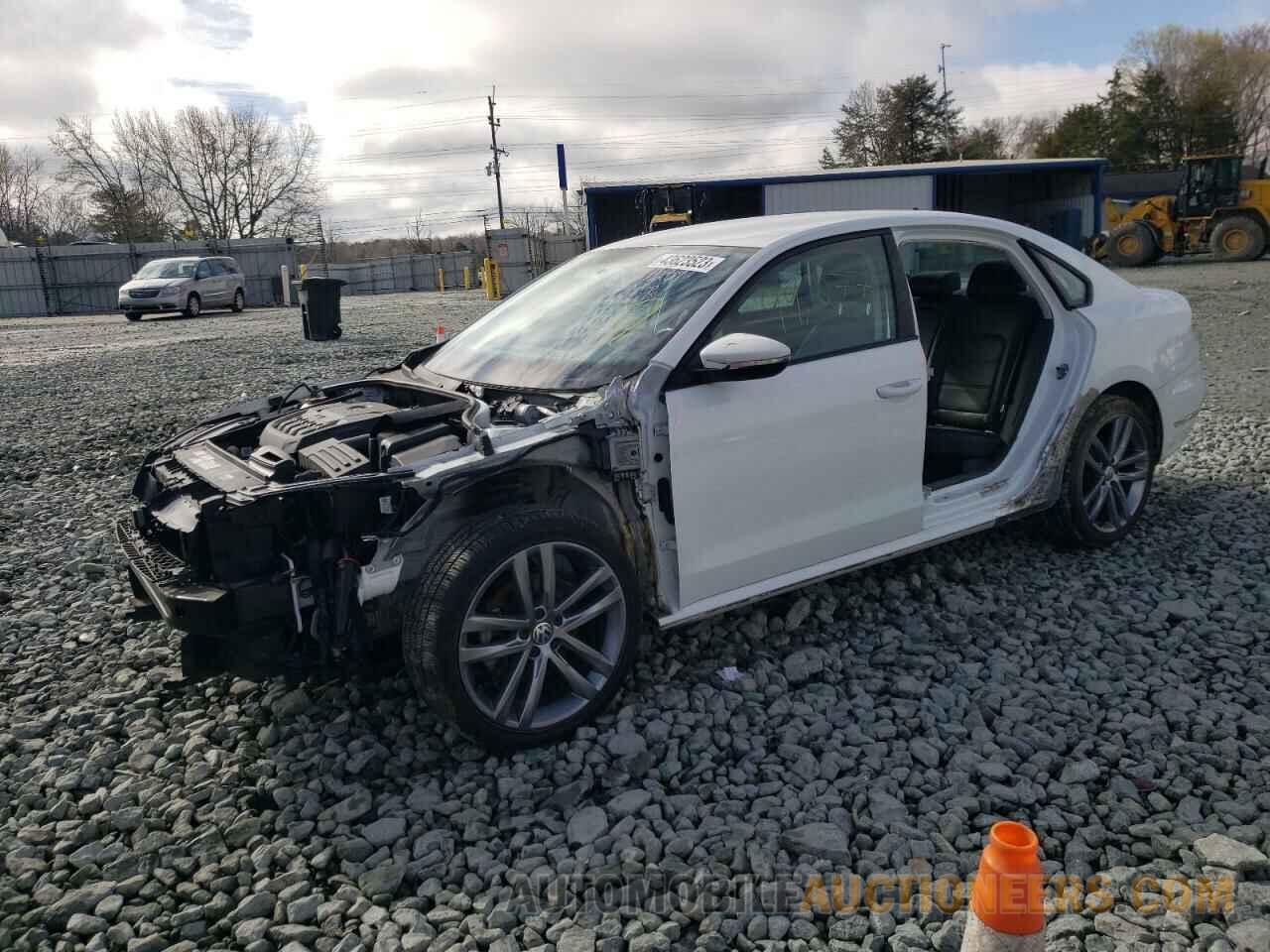 1VWAA7A37JC008239 VOLKSWAGEN PASSAT 2018