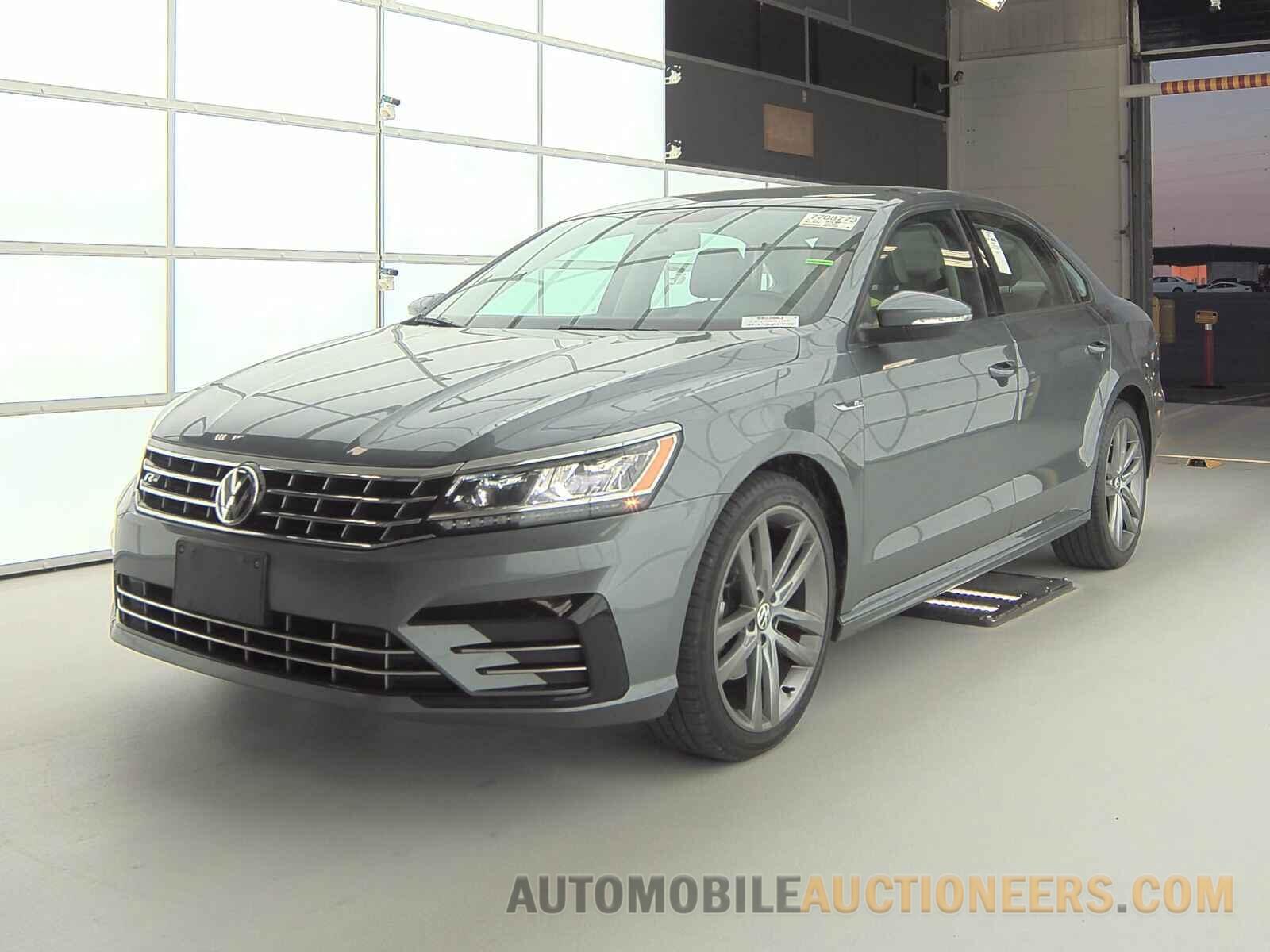 1VWAA7A39JC028315 Volkswagen Passat 2018