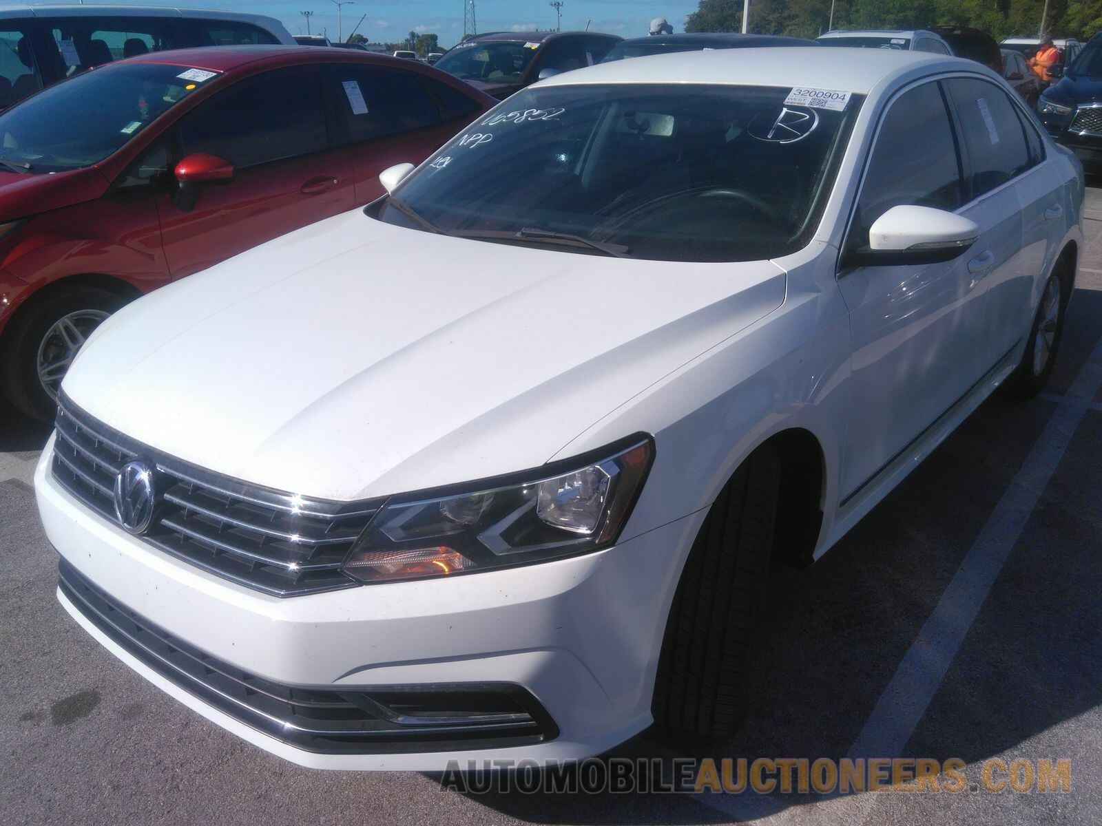 1VWAS7A33GC065852 Volkswagen Passat 2016