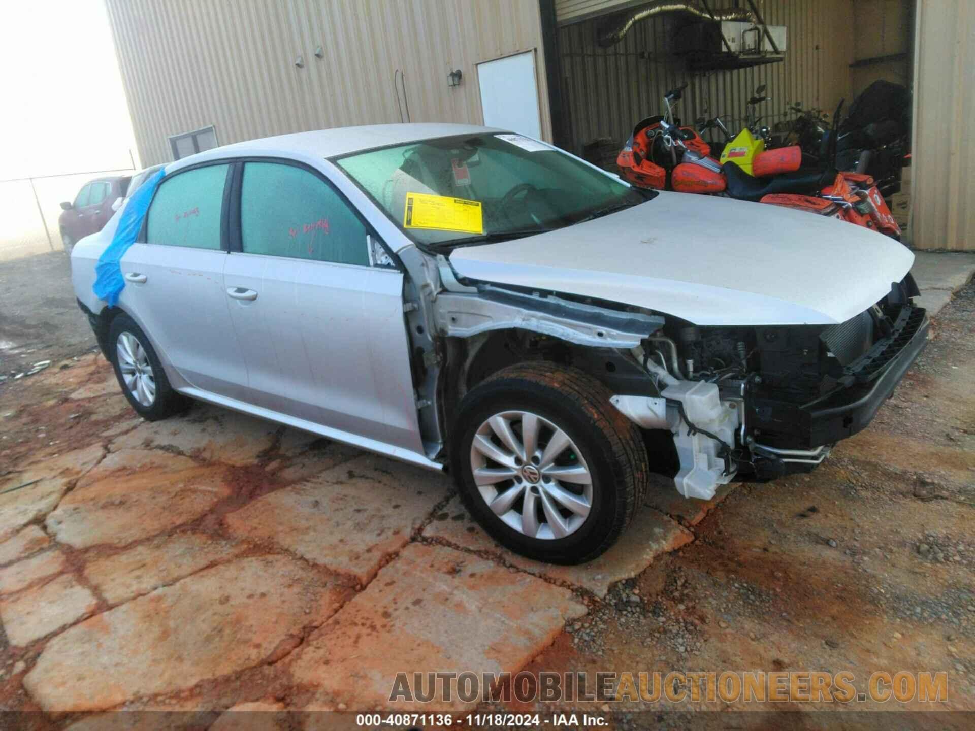 1VWAS7A36FC021097 VOLKSWAGEN PASSAT 2015