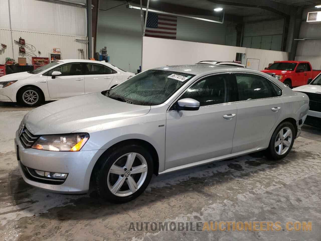 1VWAT7A30FC120219 VOLKSWAGEN PASSAT 2015