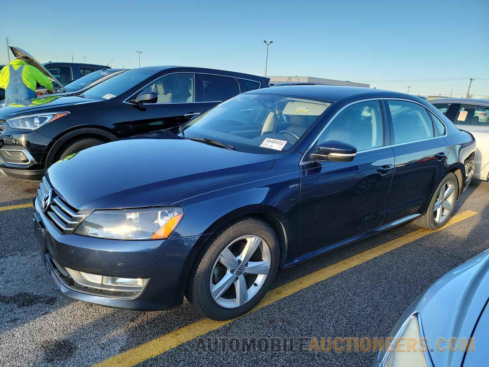 1VWAT7A33FC102412 Volkswagen Passat 2015