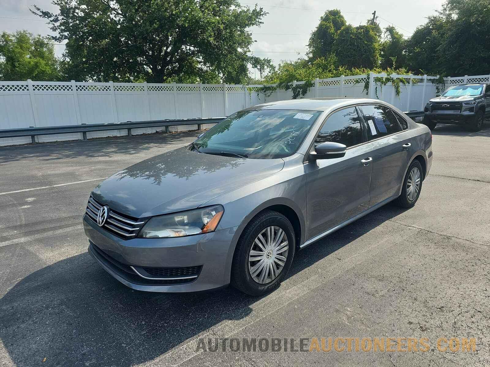 1VWAT7A34FC060879 Volkswagen Passat 2015