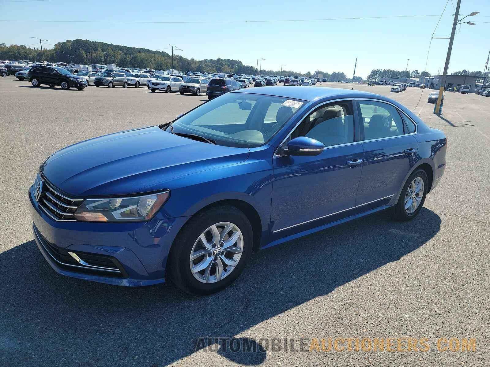 1VWAT7A34GC008587 Volkswagen Passat 2016