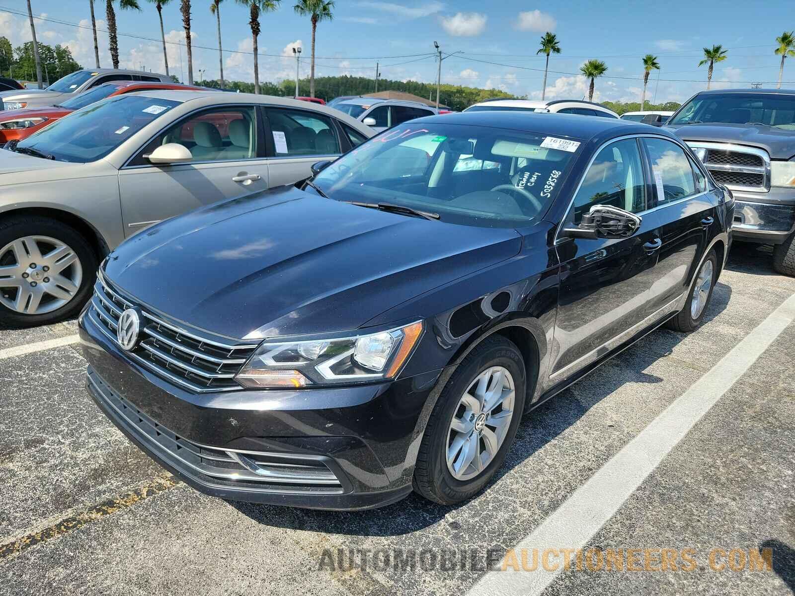 1VWAT7A34HC049092 Volkswagen Passat 2017