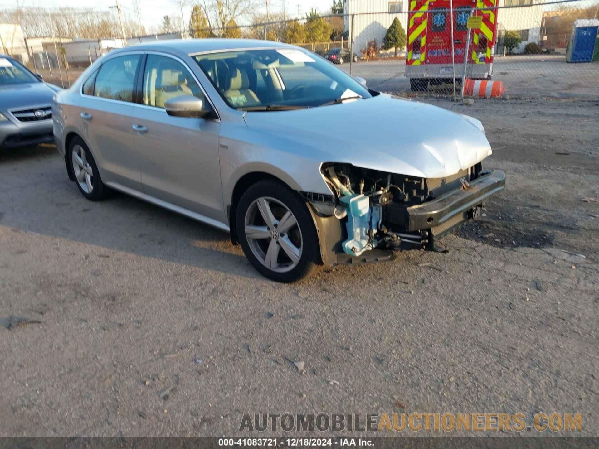 1VWAT7A35FC120409 VOLKSWAGEN PASSAT 2015