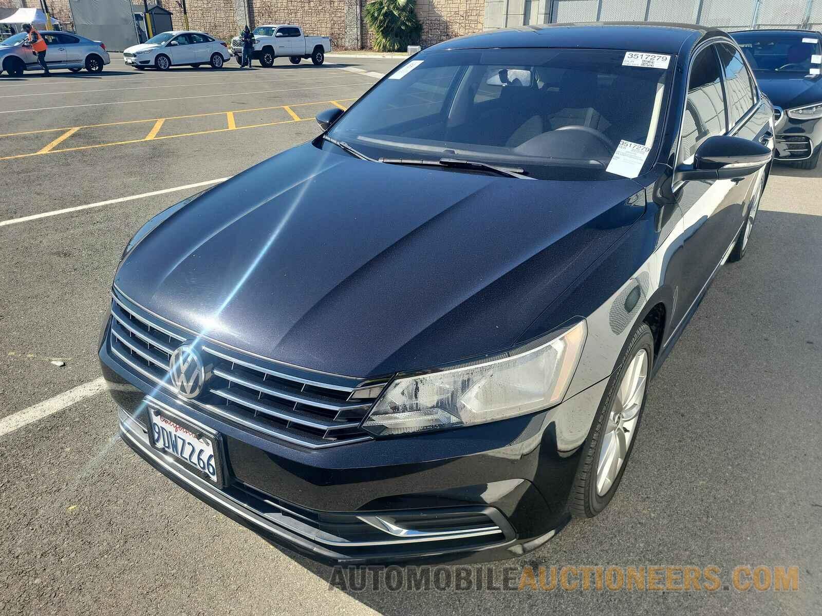 1VWAT7A36HC032858 Volkswagen Passat 2017