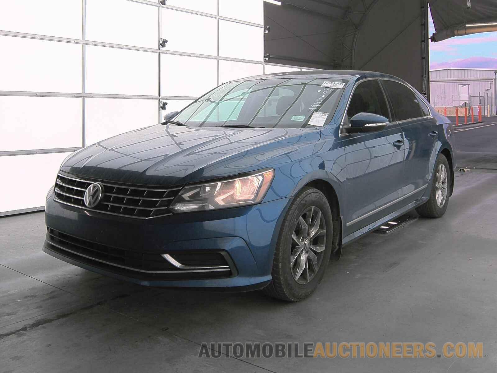 1VWAT7A38HC016158 Volkswagen Passat 2017