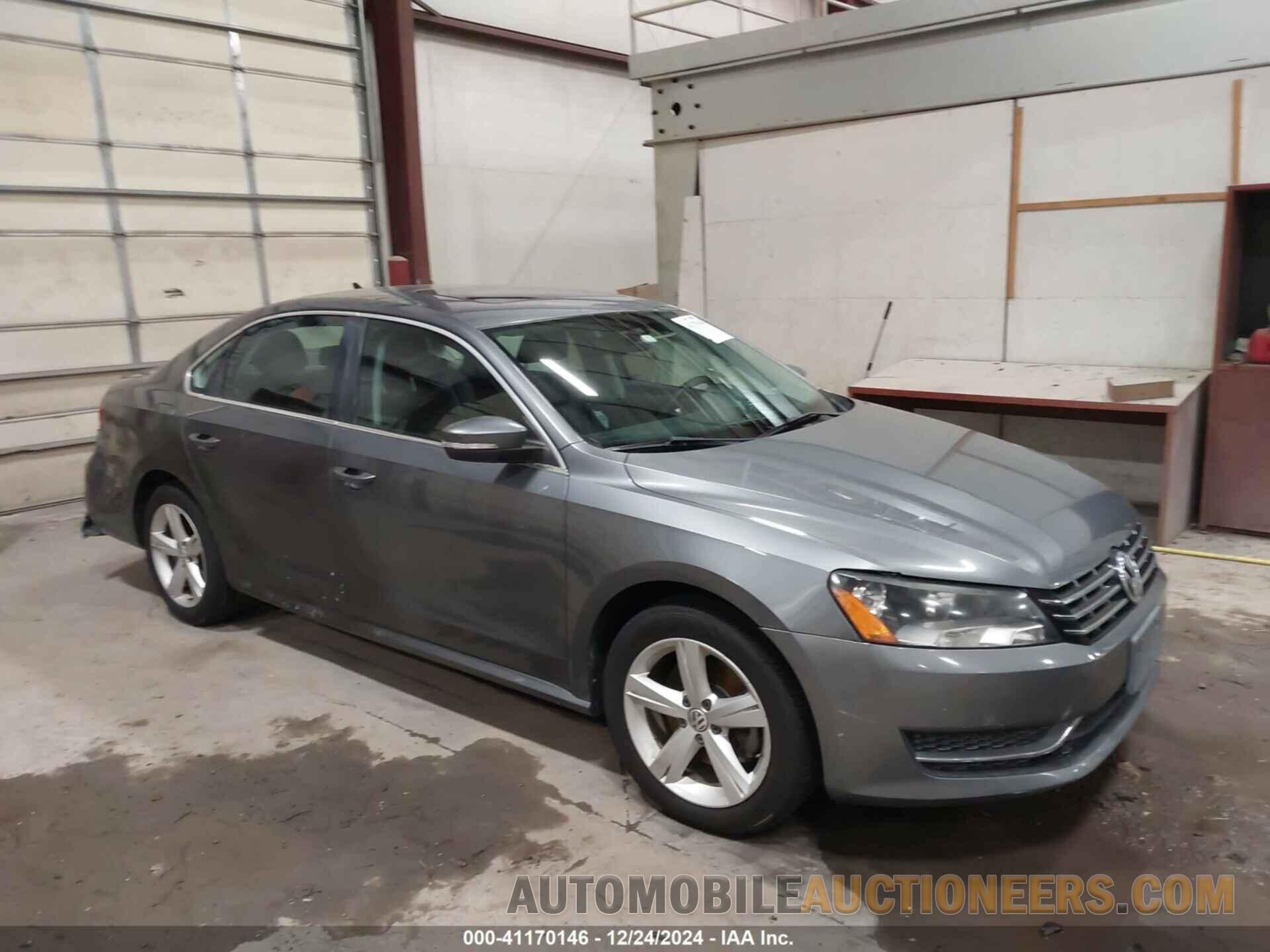 1VWBN7A38DC081083 VOLKSWAGEN PASSAT 2013