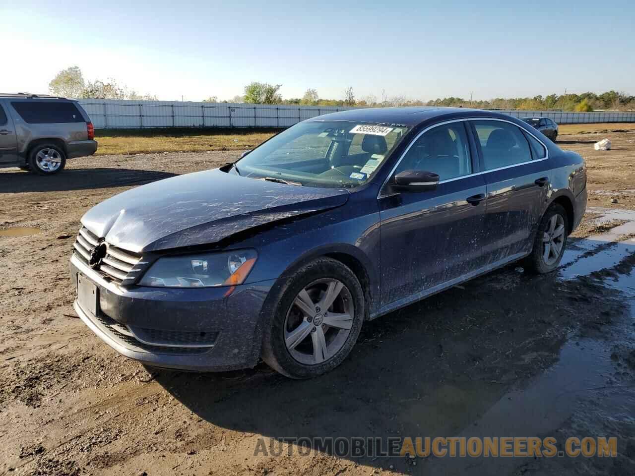 1VWBP7A35DC100764 VOLKSWAGEN PASSAT 2013