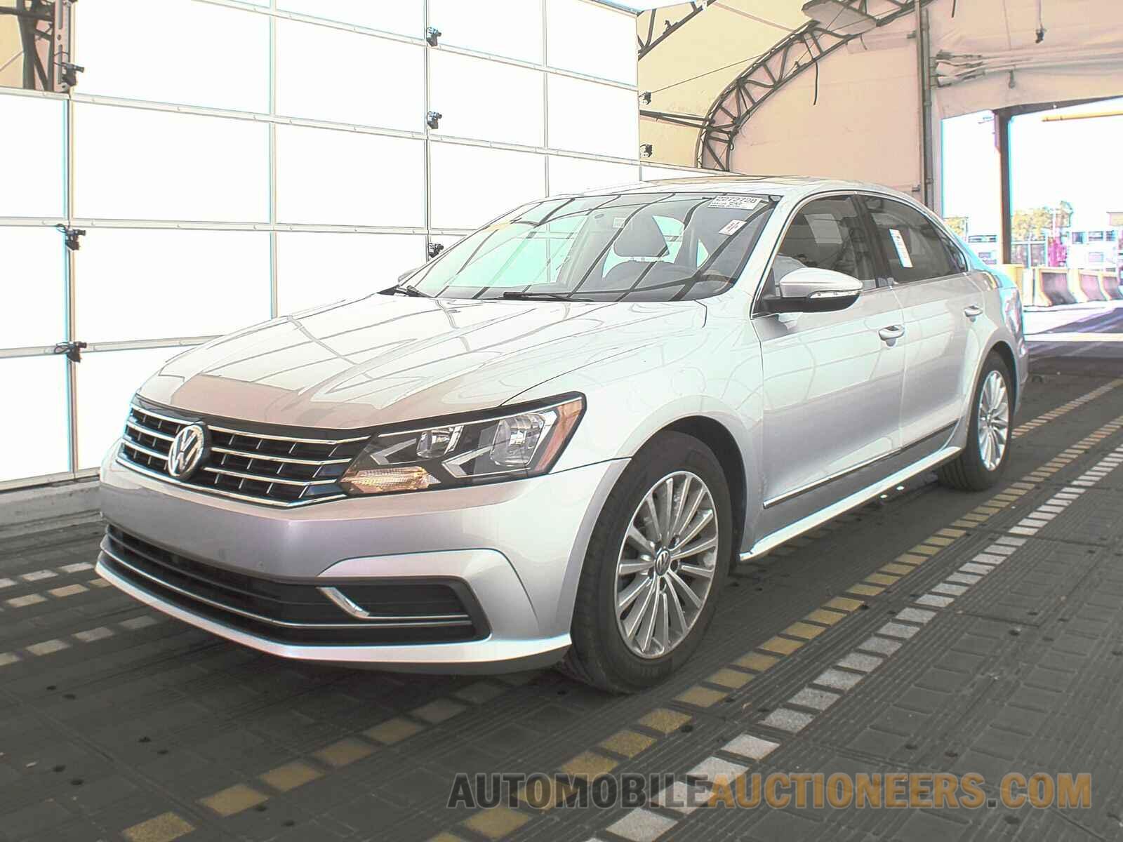 1VWBS7A30GC011106 Volkswagen Passat 2016