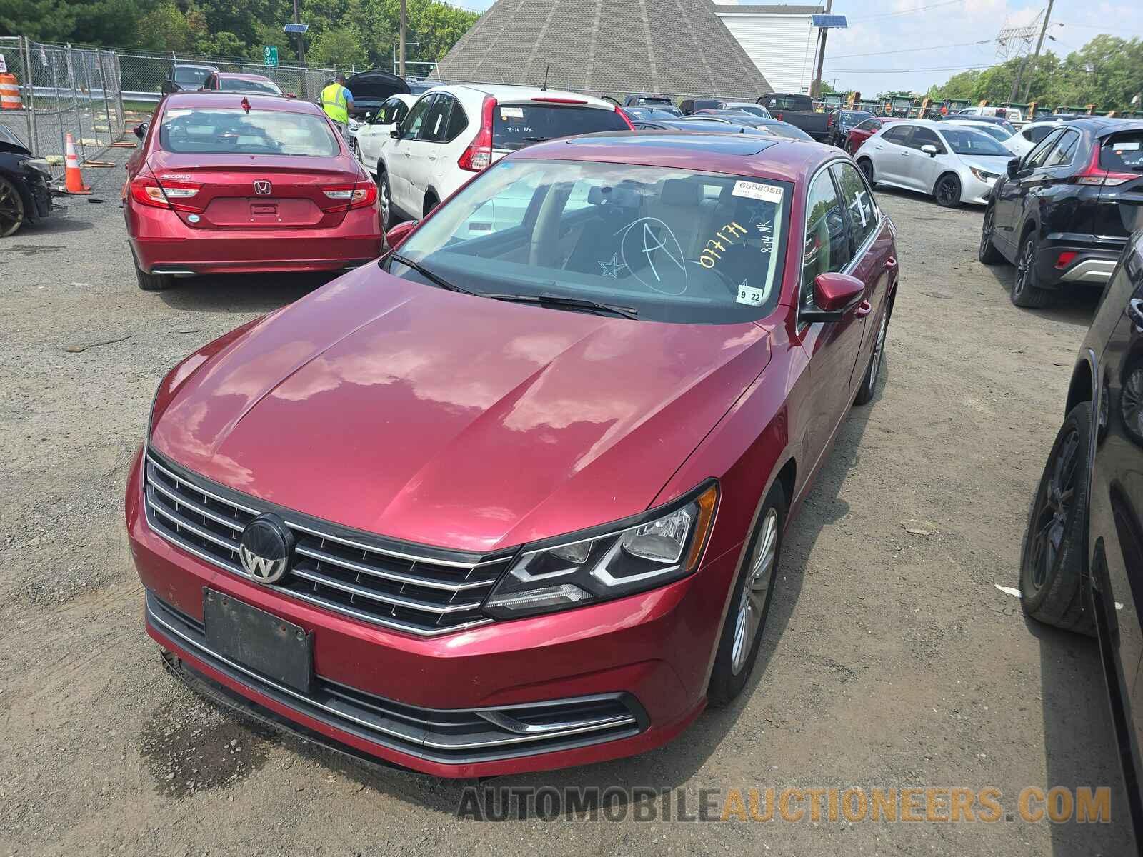 1VWBT7A32HC077171 Volkswagen Passat 2017