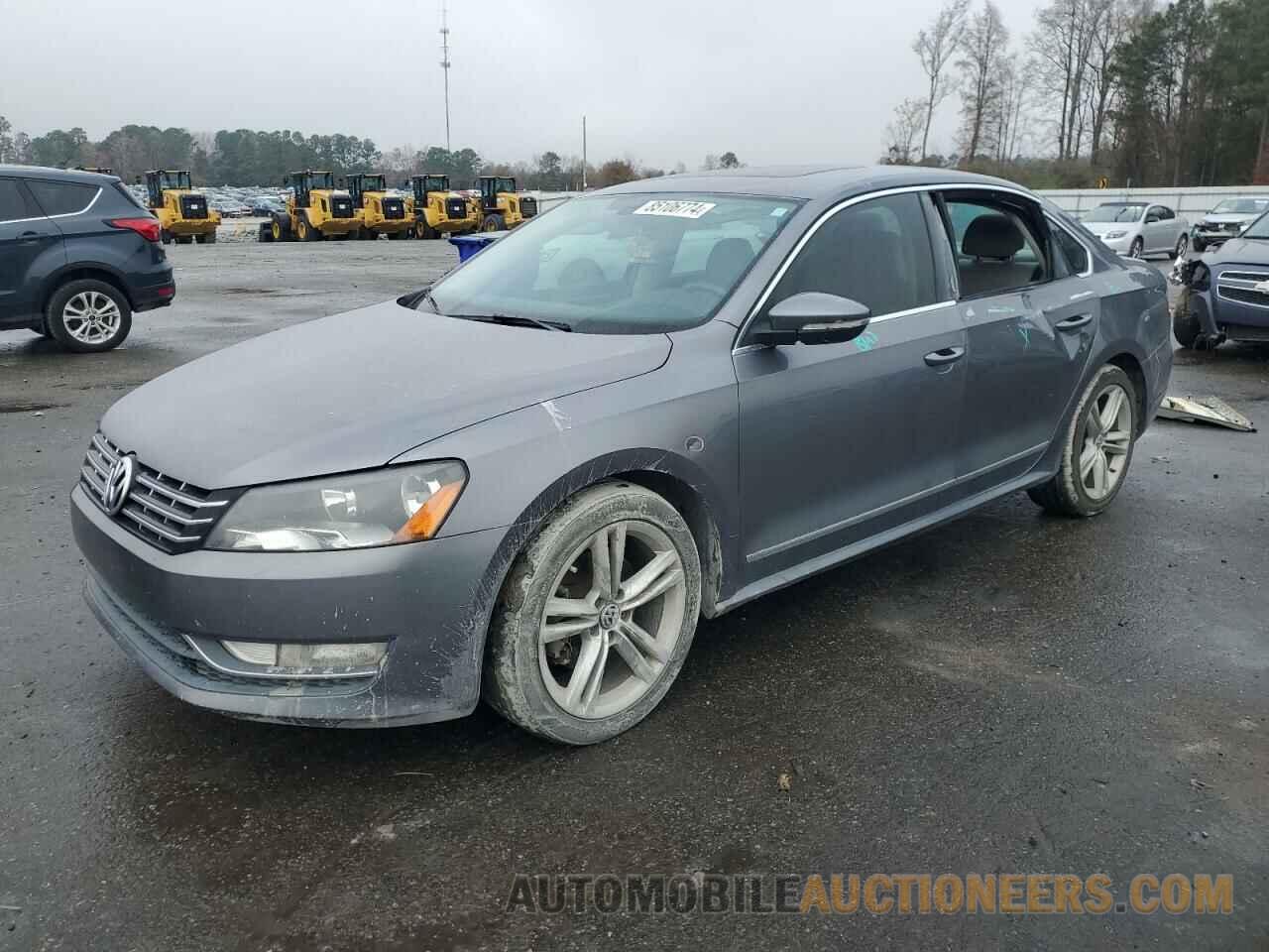 1VWCM7A30CC013804 VOLKSWAGEN PASSAT 2012