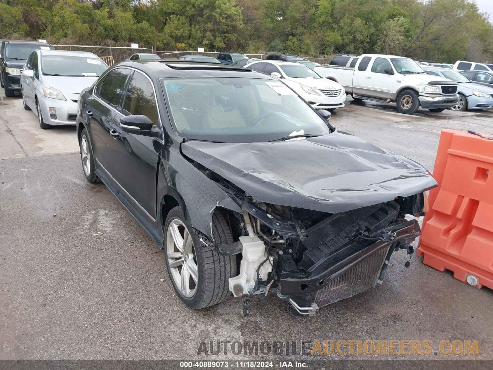 1VWCM7A36FC005596 VOLKSWAGEN PASSAT 2015