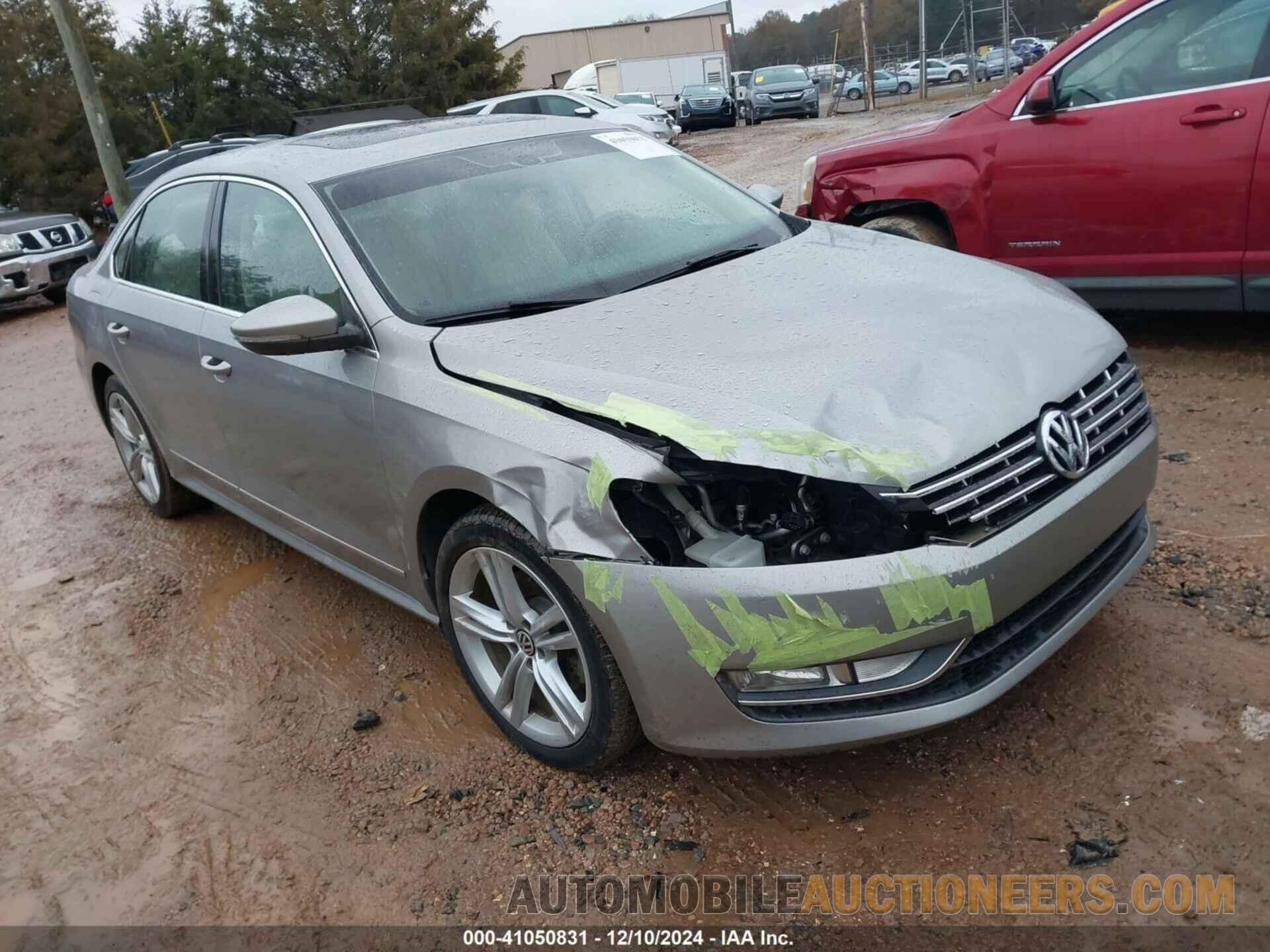 1VWCN7A33CC097582 VOLKSWAGEN PASSAT 2012