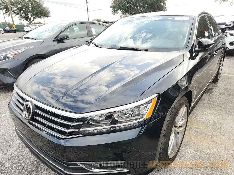 1VWCT7A38HC083562 Volkswagen Passat 2017