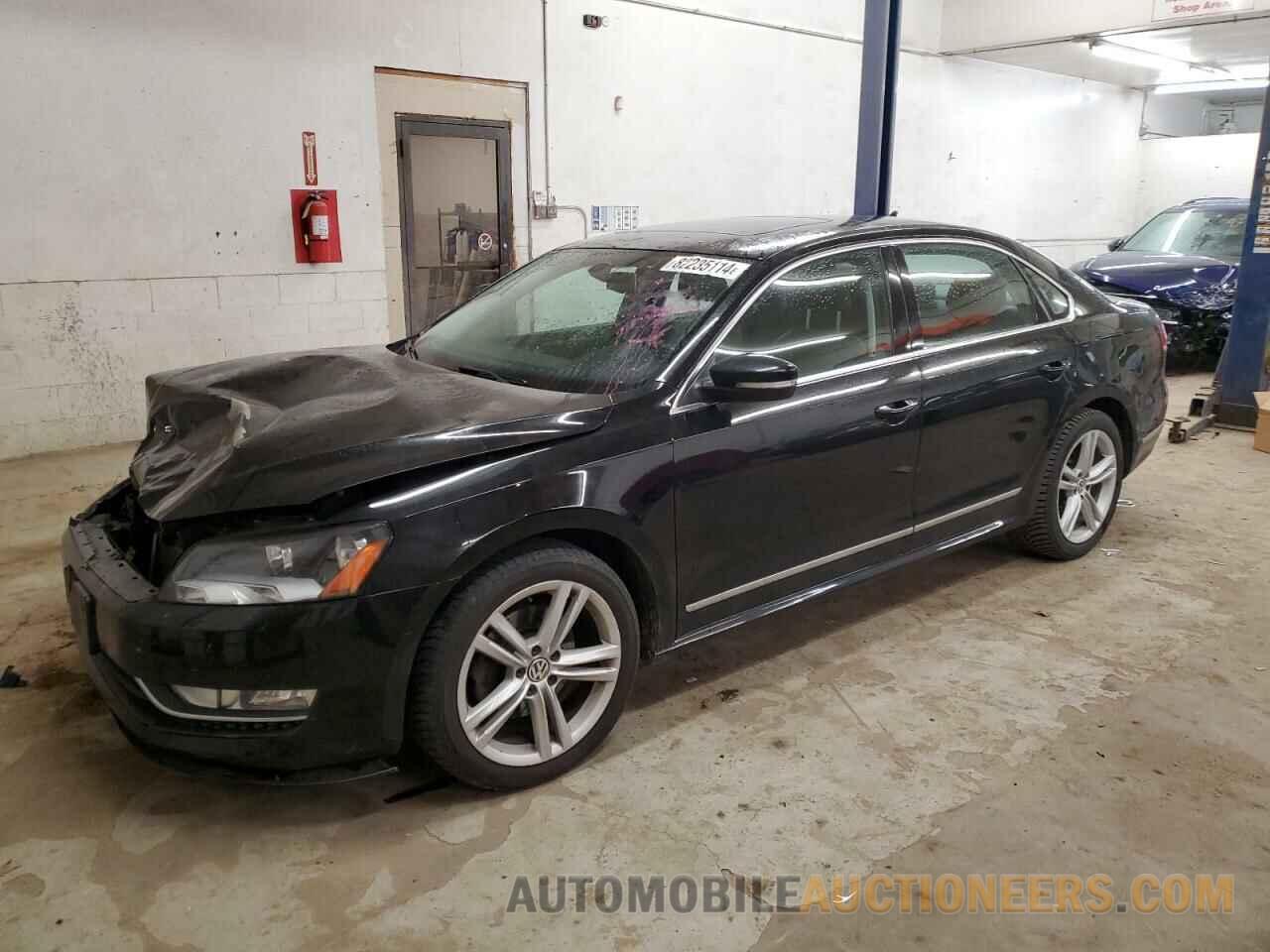 1VWCV7A32FC055960 VOLKSWAGEN PASSAT 2015