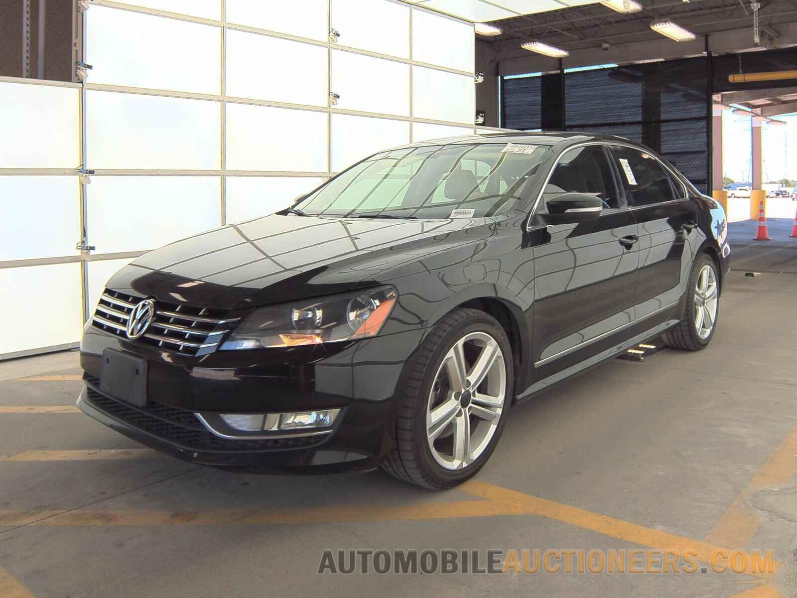 1VWCV7A35FC081565 Volkswagen Passat 2015