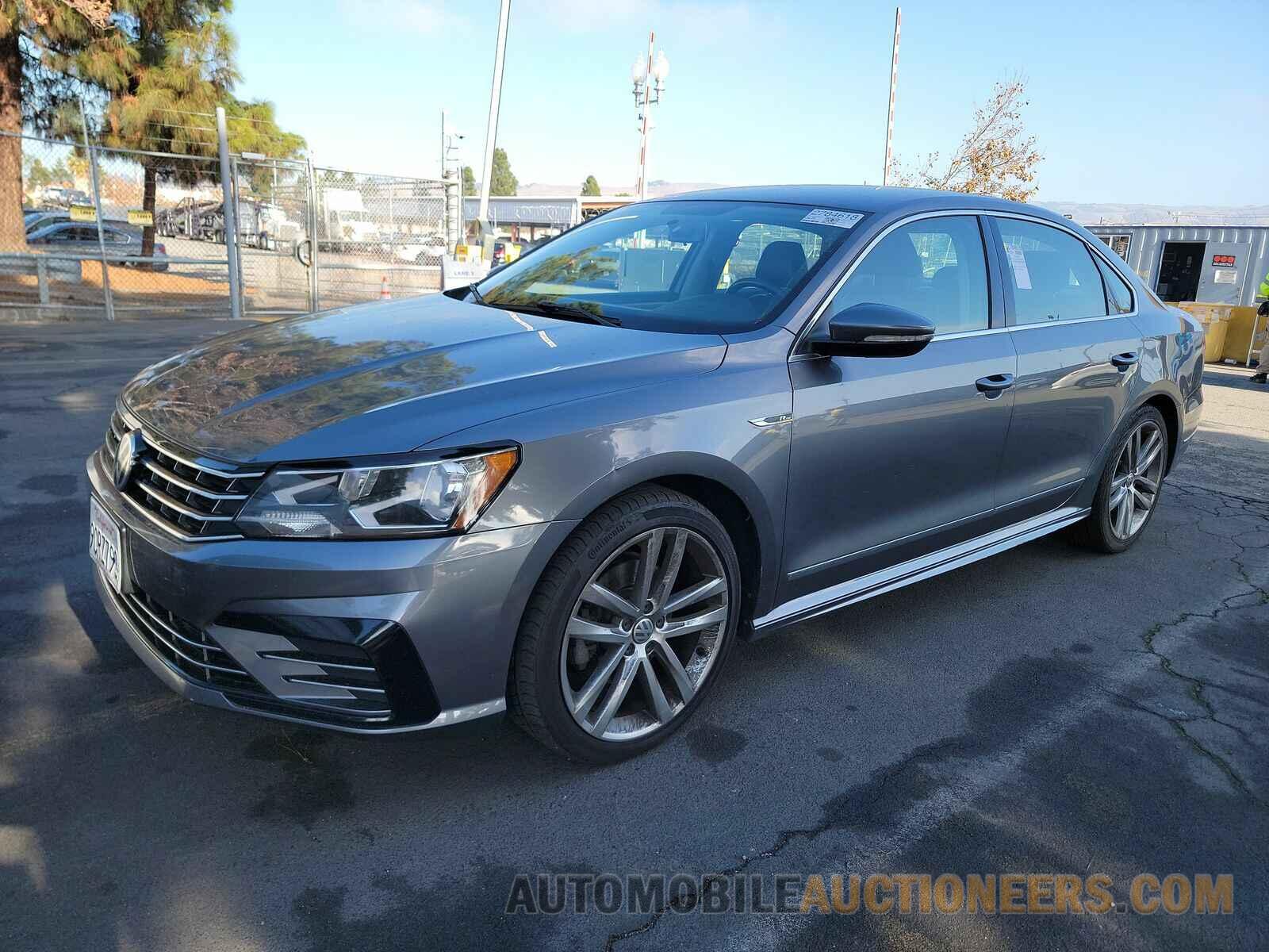 1VWDT7A30HC075024 Volkswagen Passat 2017