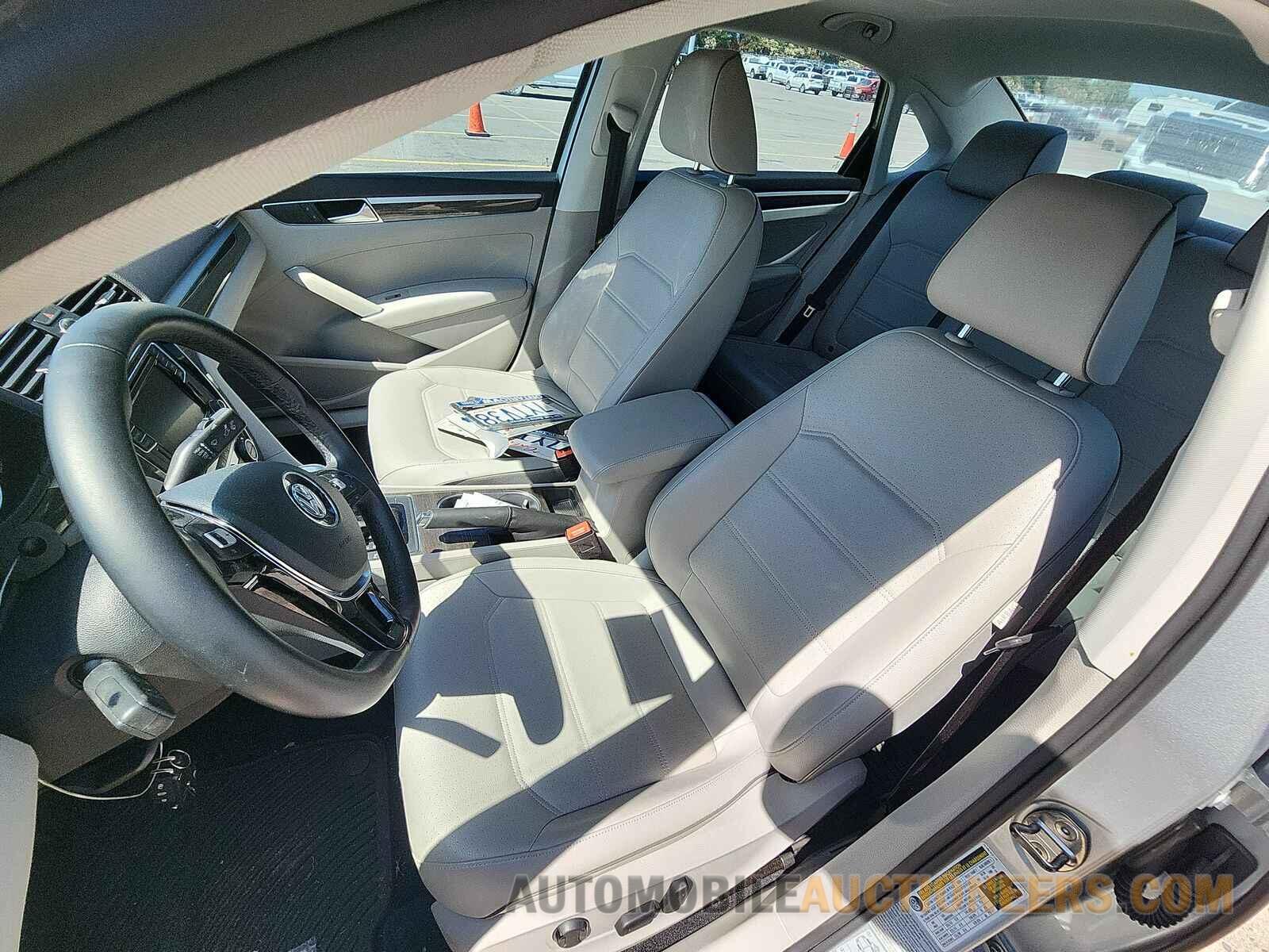 1VWGT7A33HC074138 Volkswagen Passat 2017