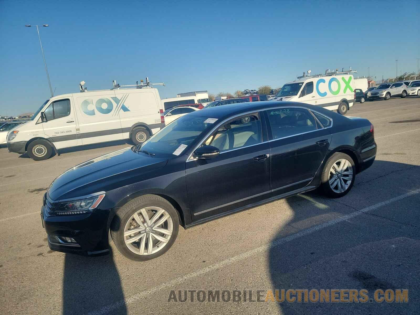 1VWGT7A39HC045954 Volkswagen Passat 2017