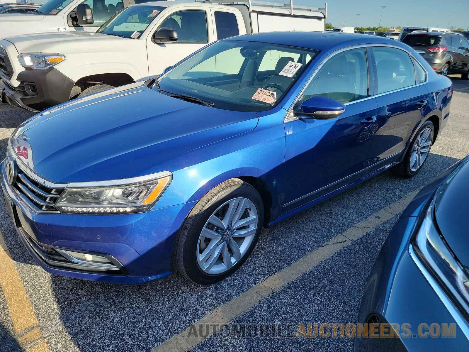 1VWGT7A3XHC080941 Volkswagen Passat 2017