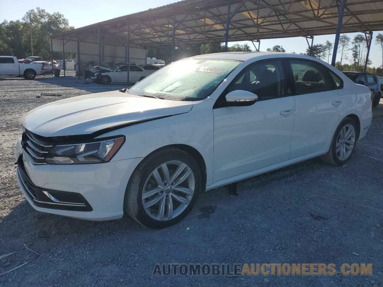 1VWLA7A32KC011429 VOLKSWAGEN PASSAT 2019