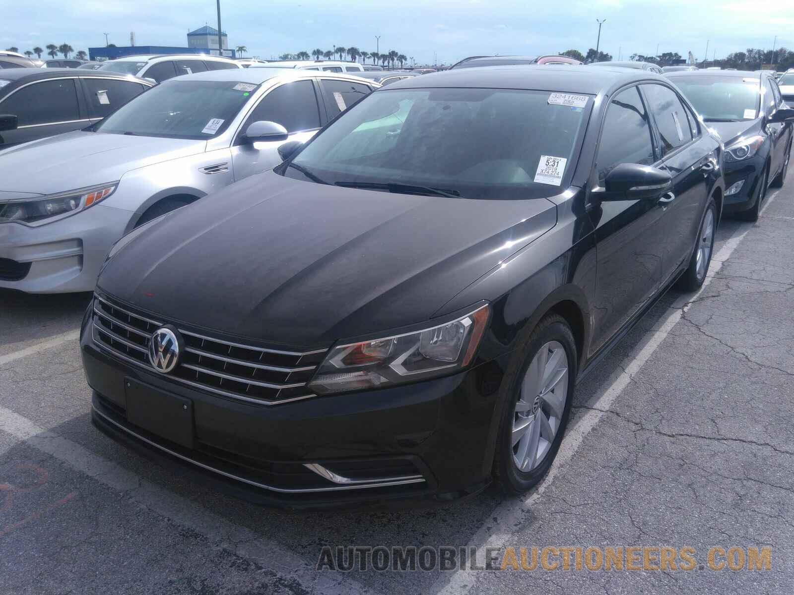 1VWLA7A33KC003243 Volkswagen Passat 2019