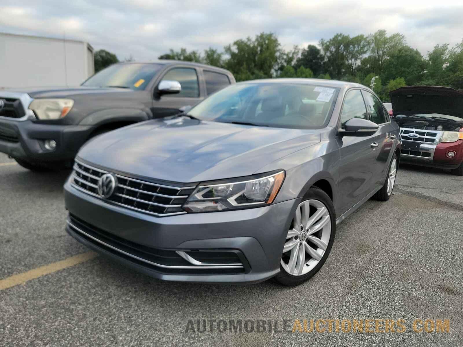 1VWLA7A33KC013643 Volkswagen Passat 2019